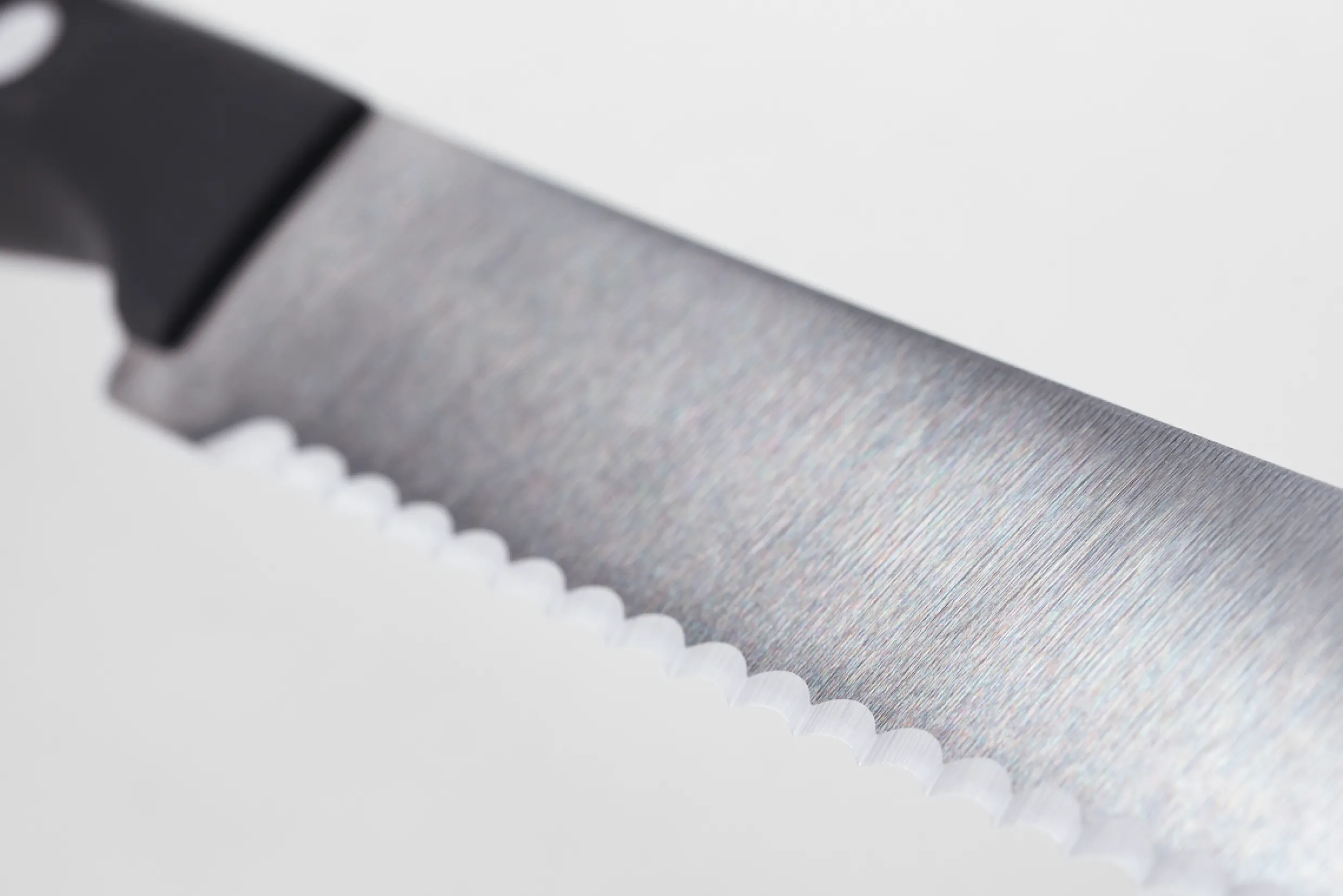 Gourmet 9" Bread Knife